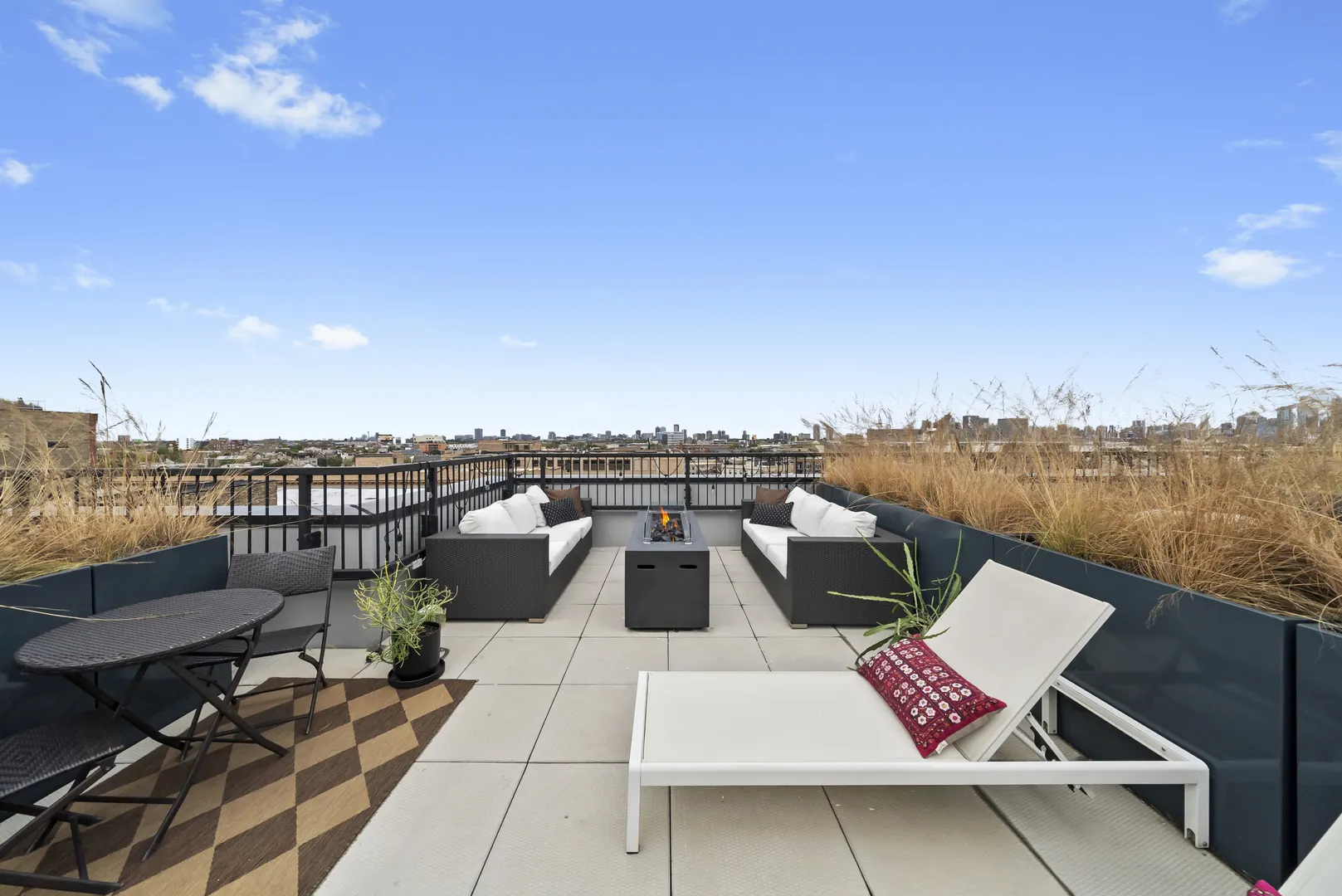1648 W Division Street 407 IL