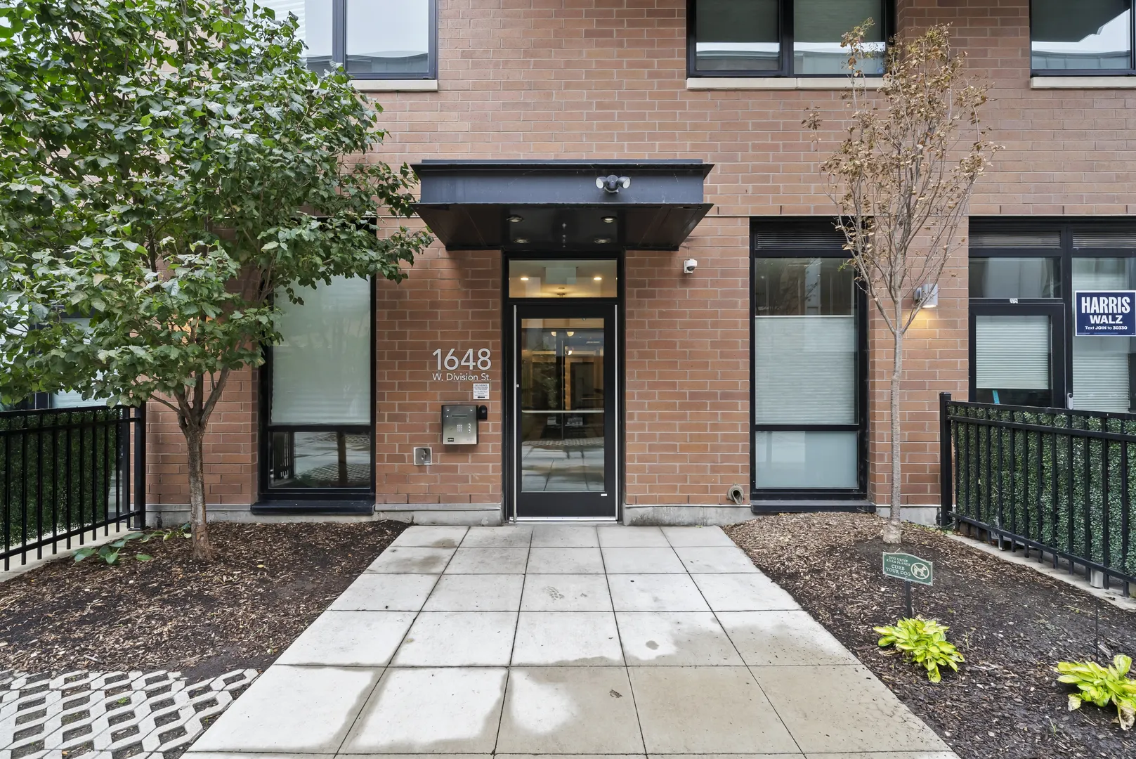 1648 W Division Street 407 IL