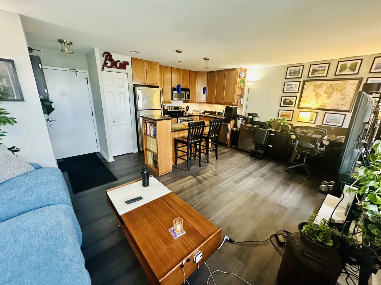 607 W Wrightwood Avenue 701 IL