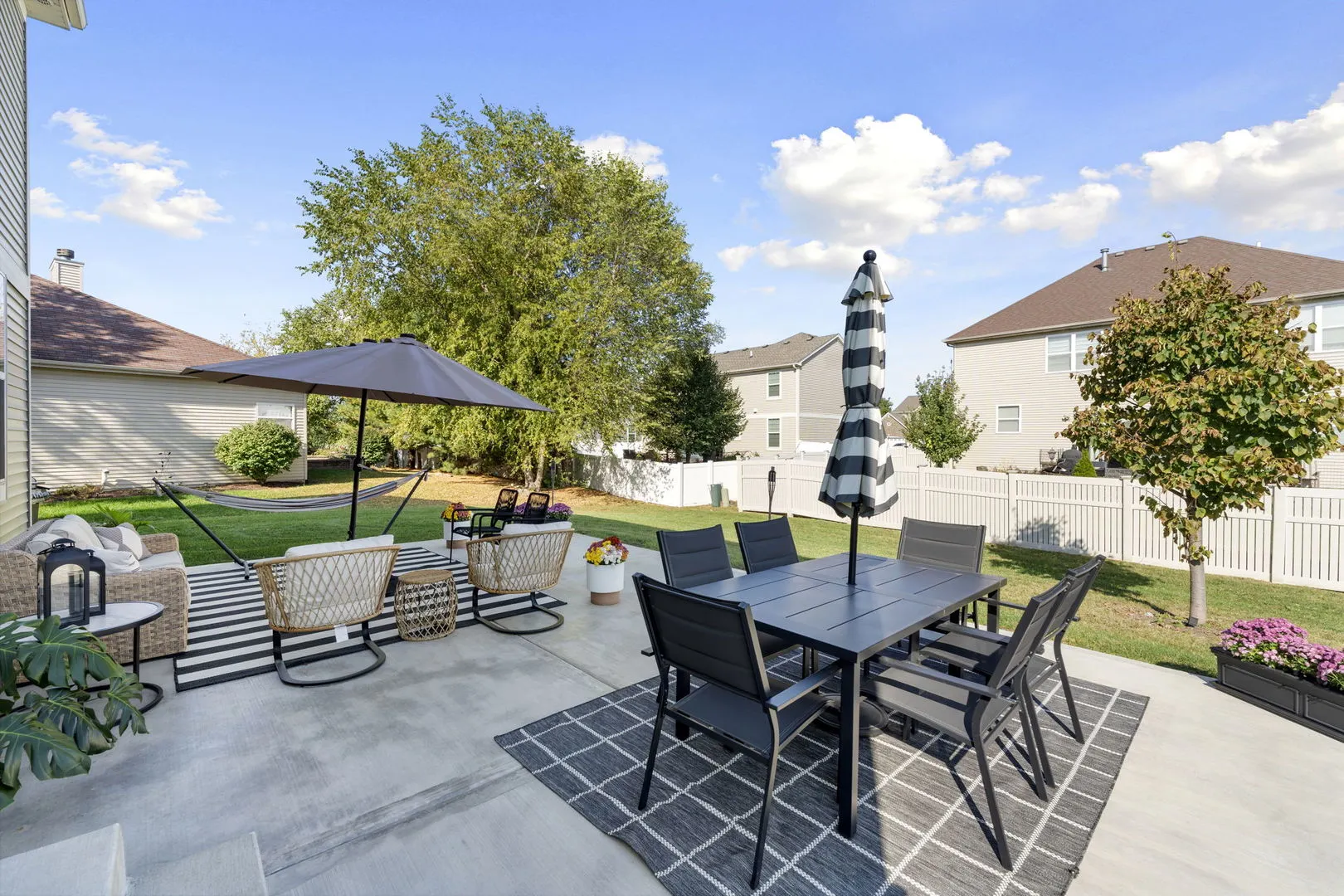 25220 W Zoumar Drive IL