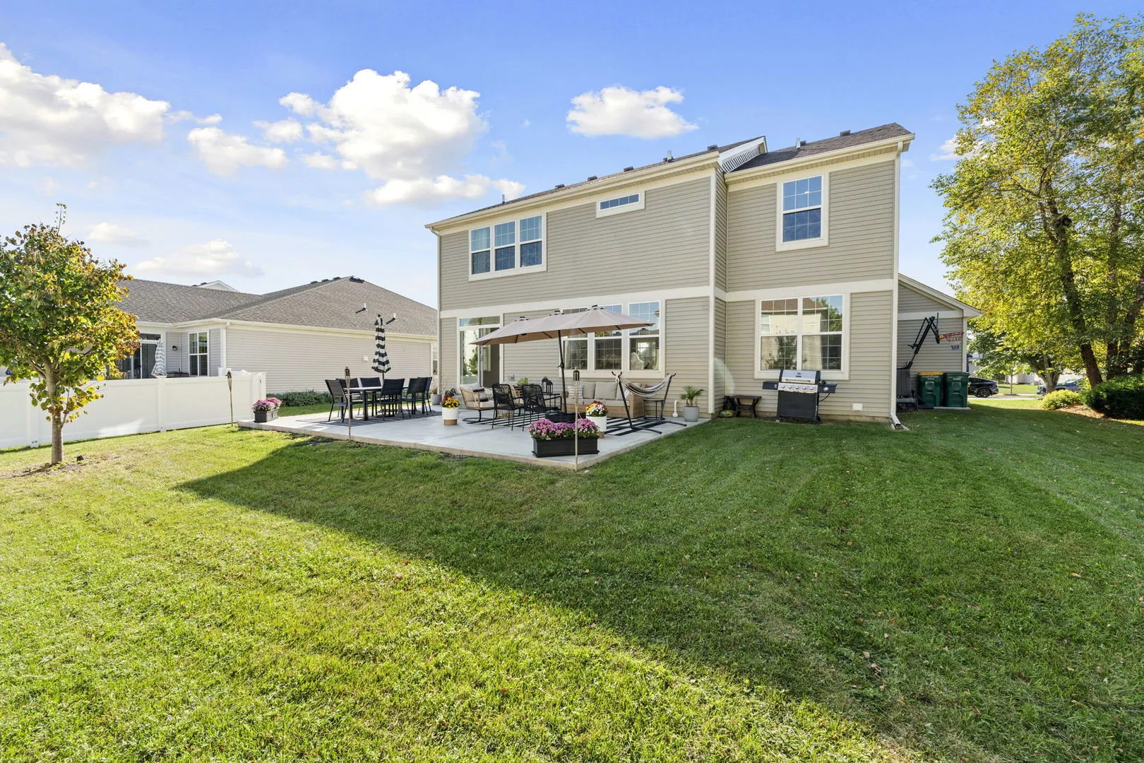 25220 W Zoumar Drive IL