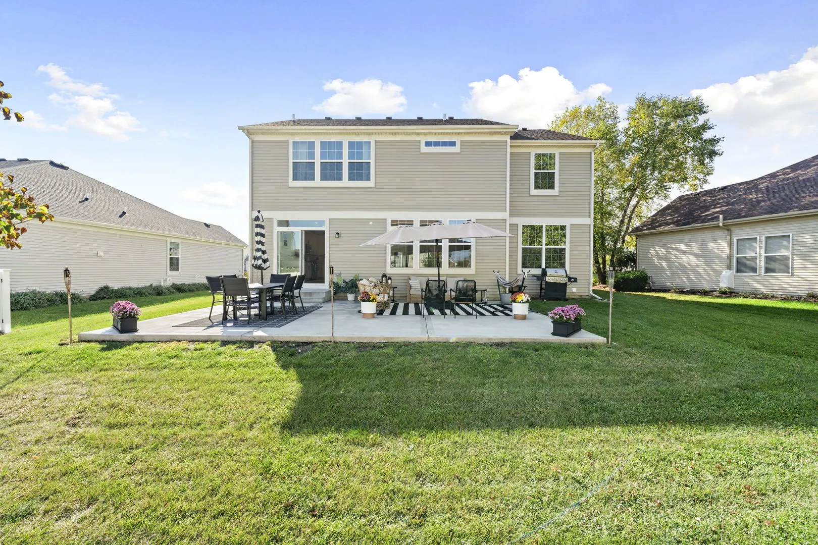 25220 W Zoumar Drive IL