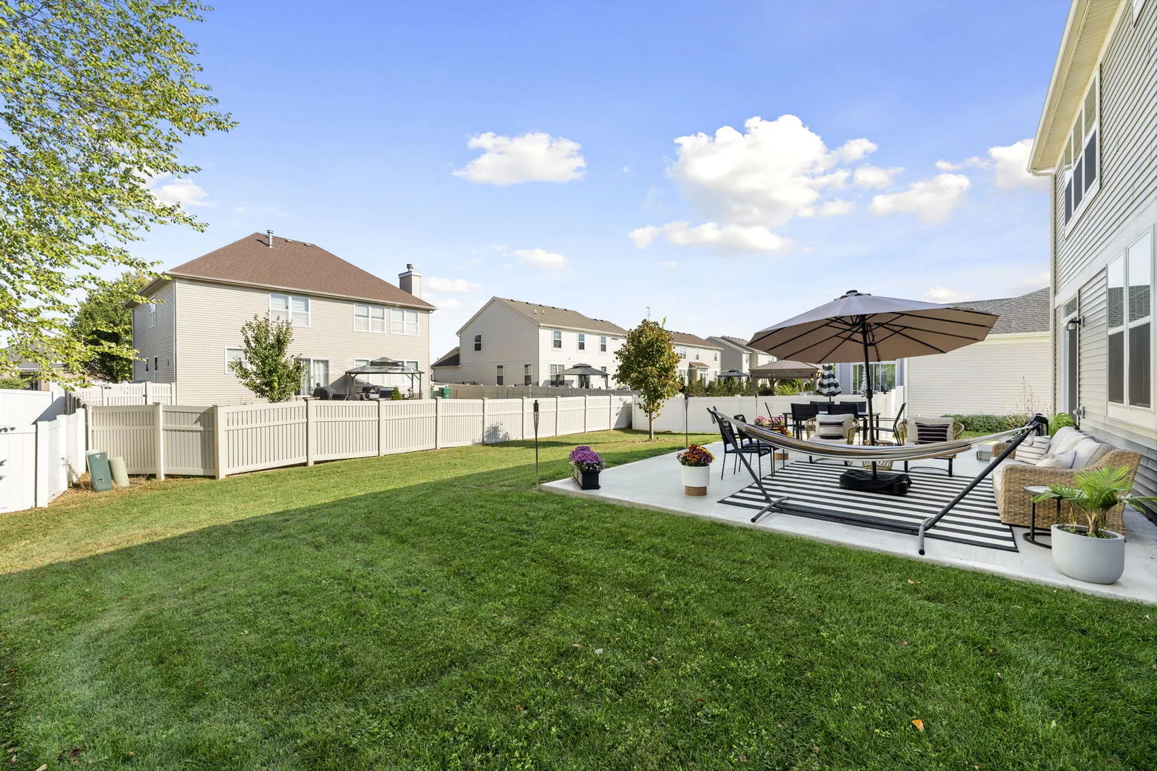 25220 W Zoumar Drive IL