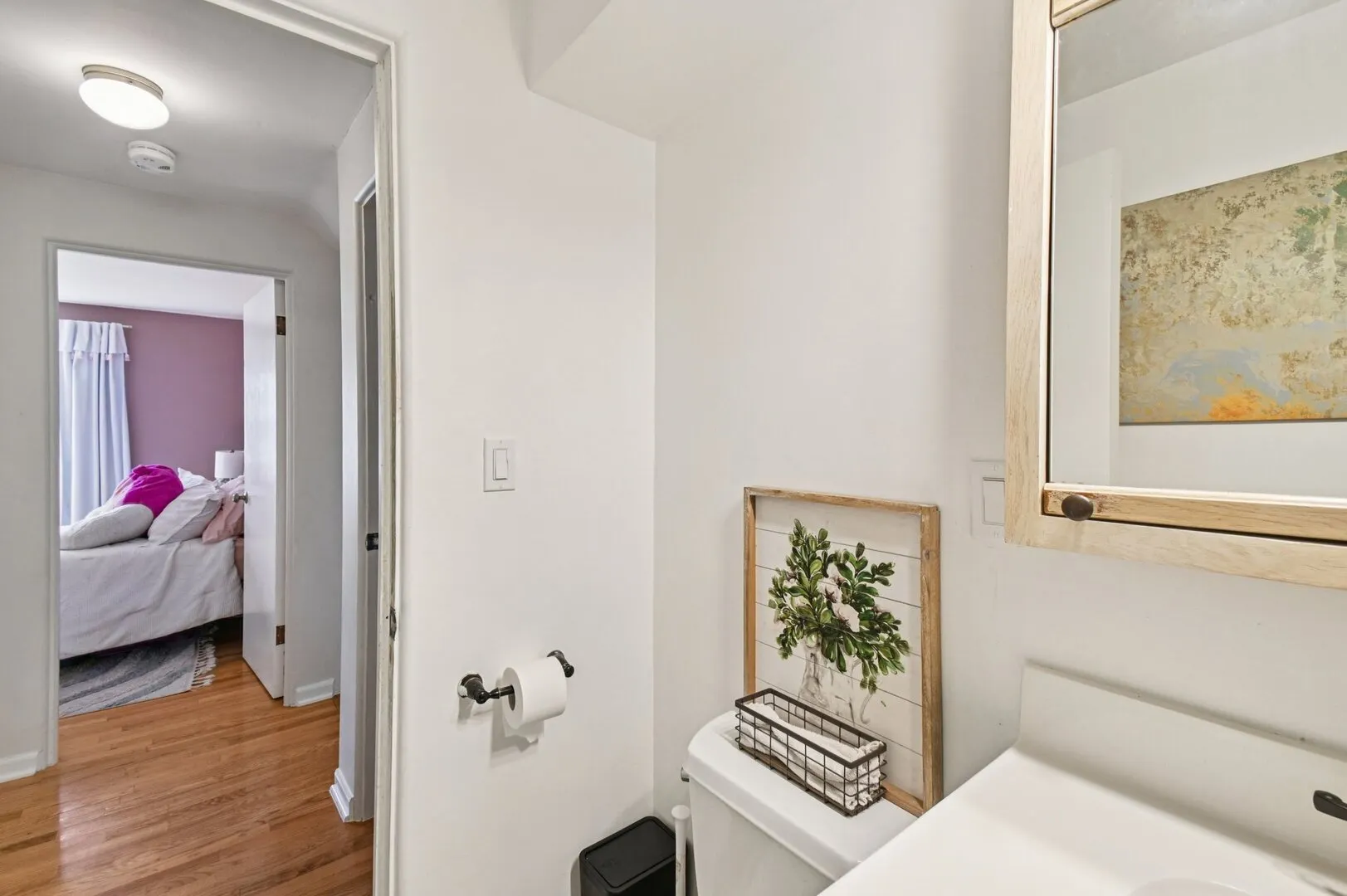 694 S York Street IL