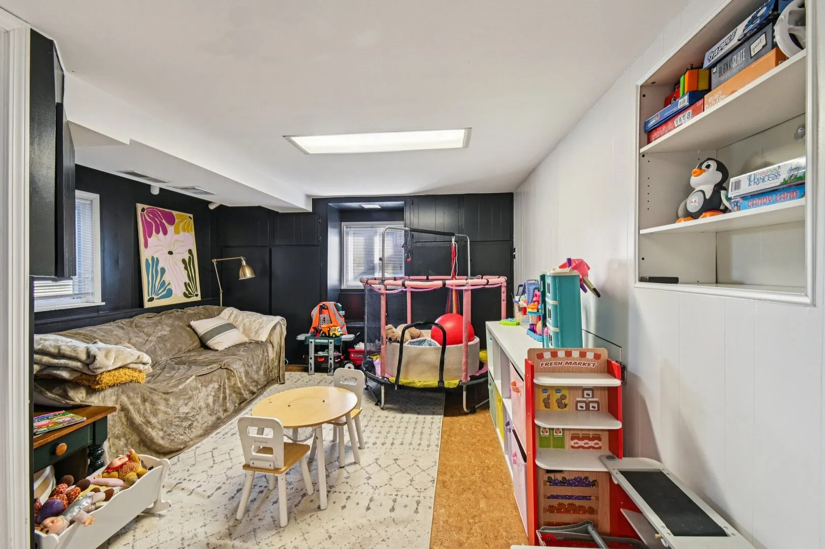 694 S York Street IL