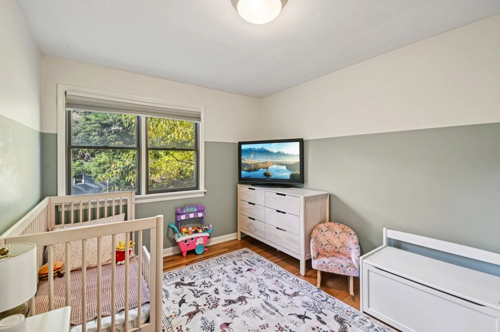 694 S York Street IL