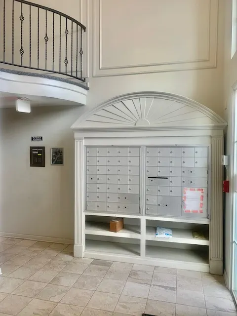 5201 Carriageway Drive 103 IL