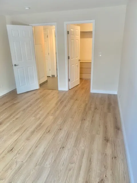 5201 Carriageway Drive 103 IL