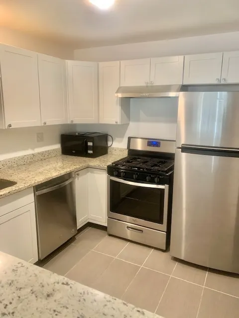 5201 Carriageway Drive 103 IL