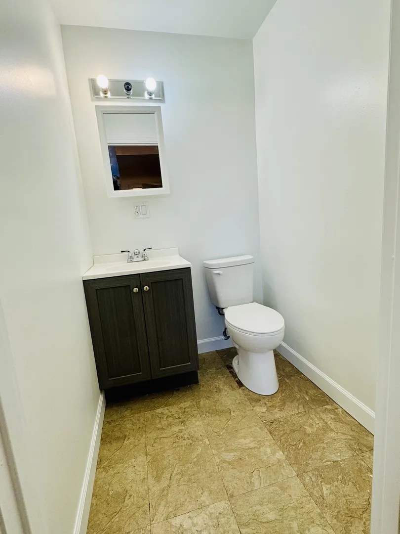 5421 W 25th Street IL