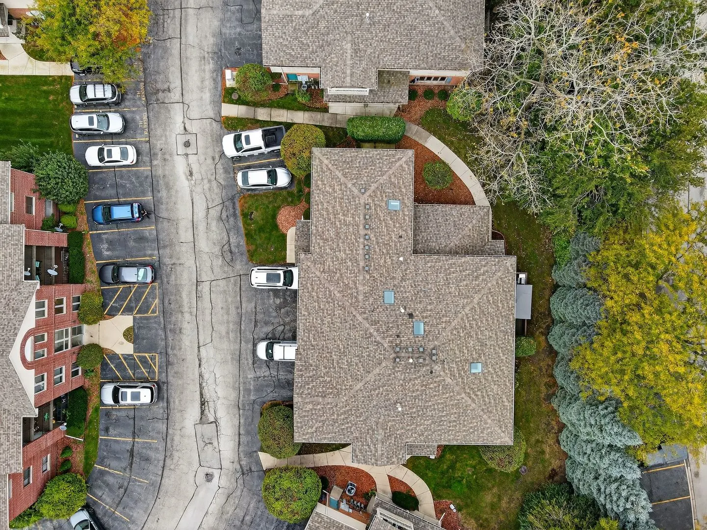 11104 W Cove Circle 2B IL