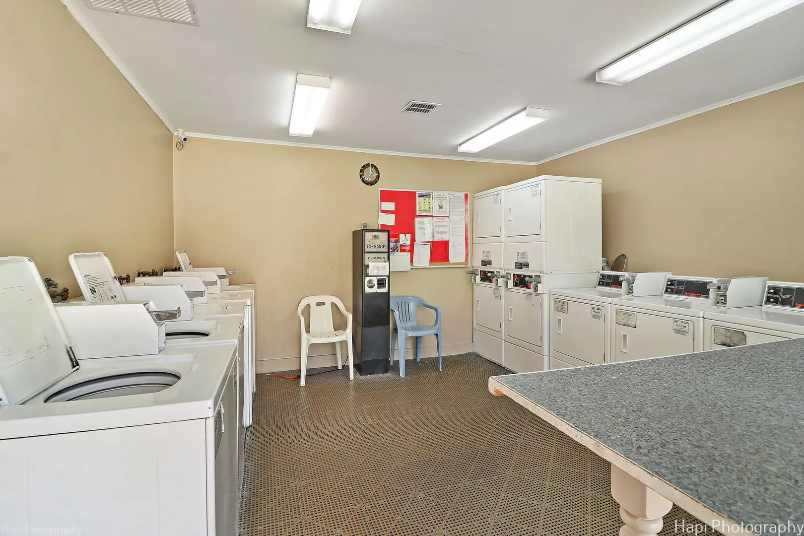 36 Bermuda Colony 6 IL