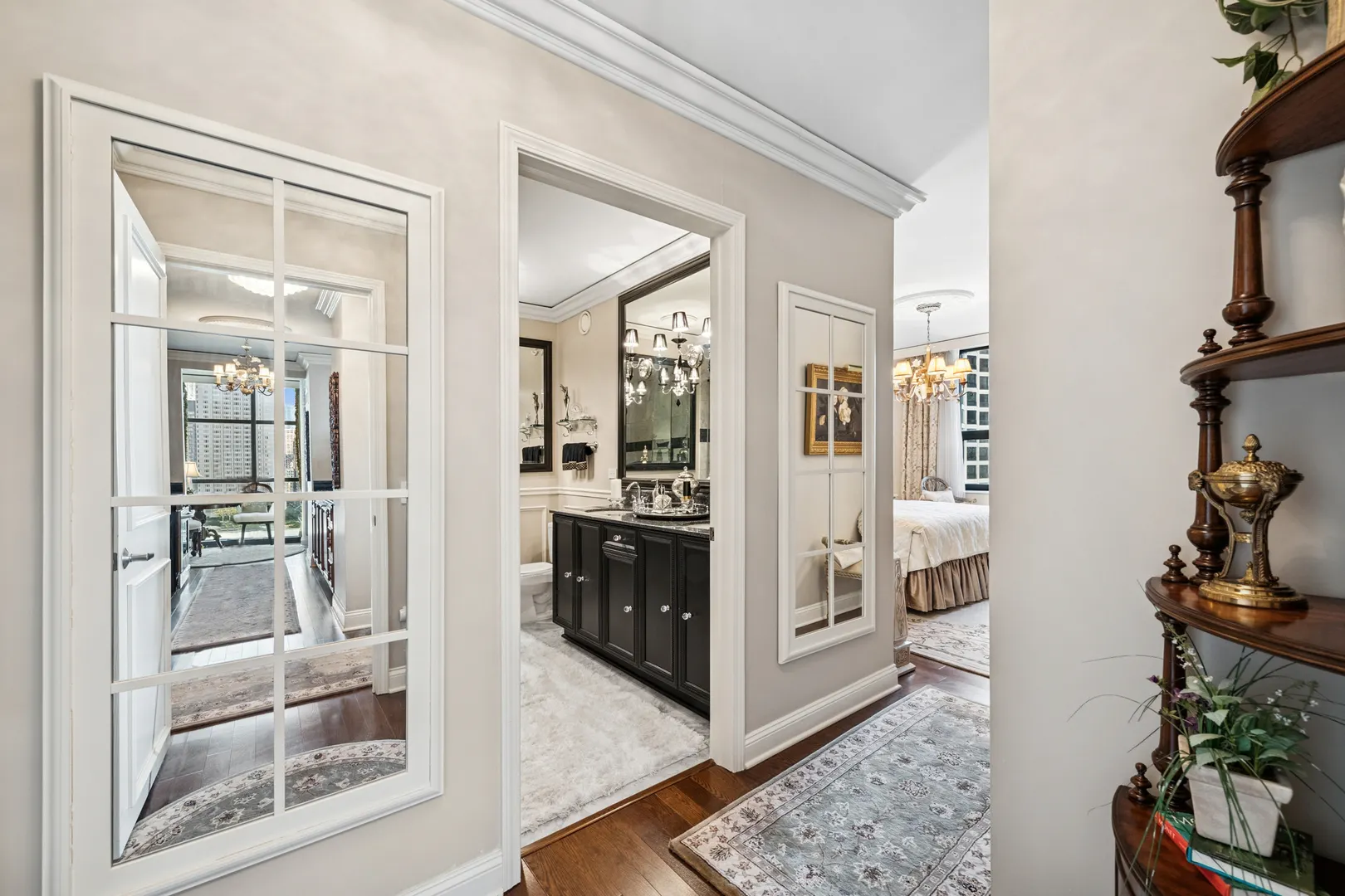 201 N Westshore Drive 1701 IL