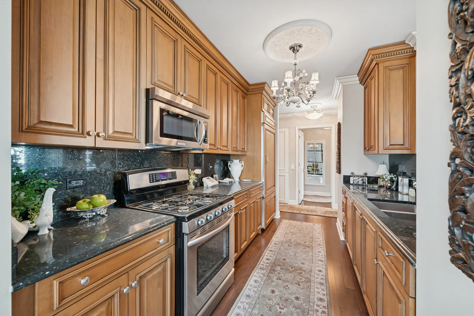 201 N Westshore Drive 1701 IL