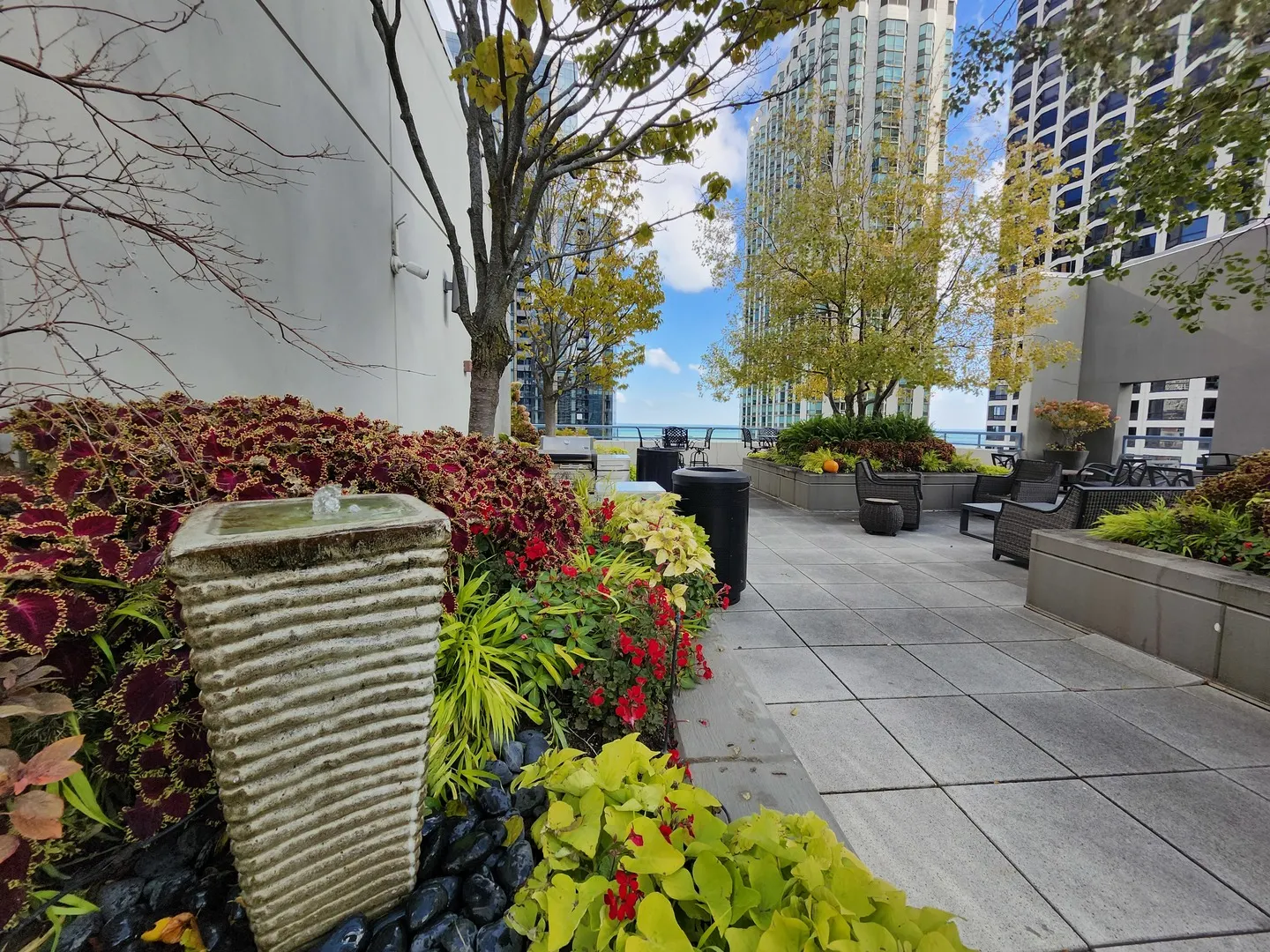 201 N Westshore Drive 1702 IL