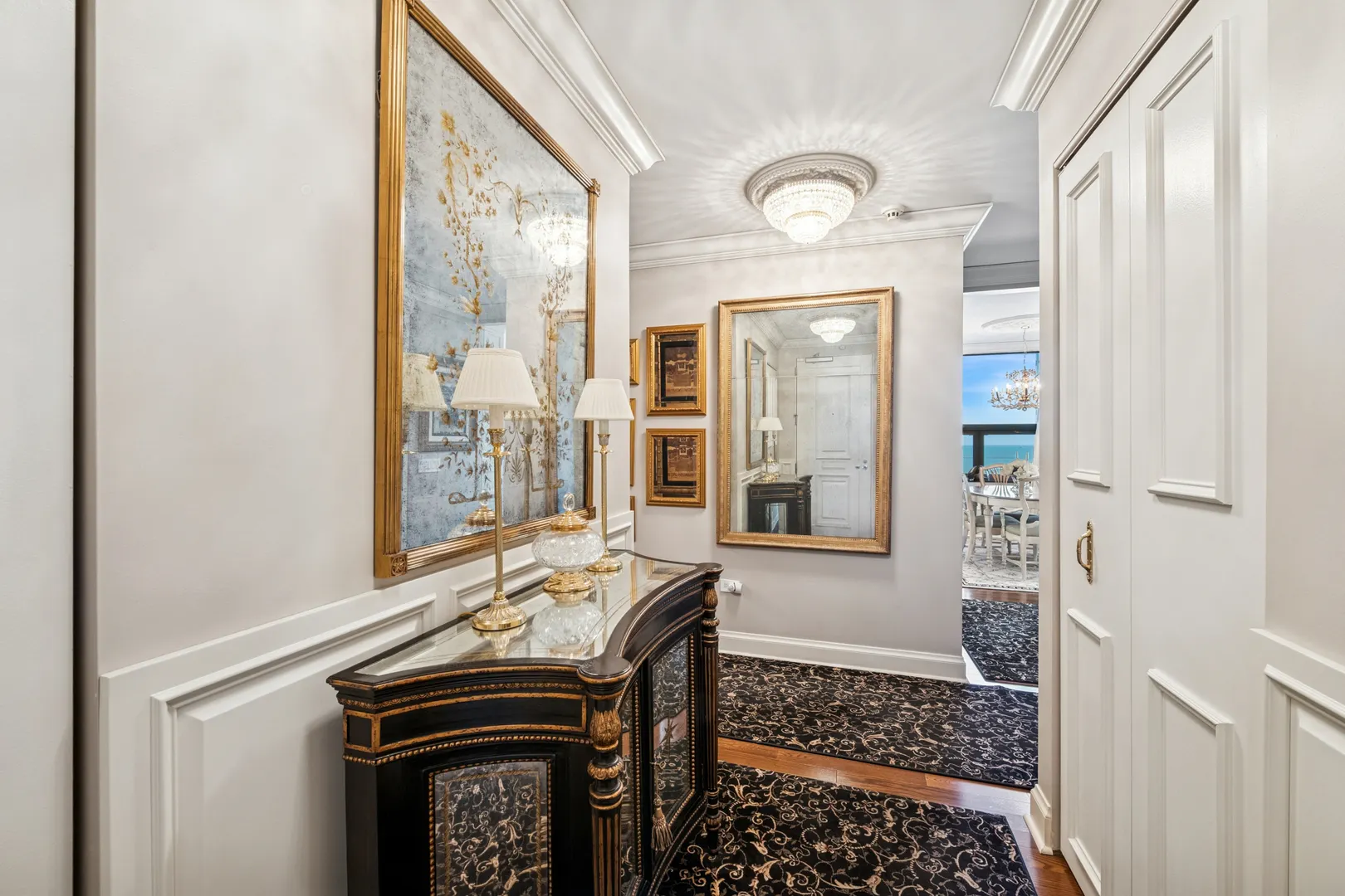 201 N Westshore Drive 1702 IL