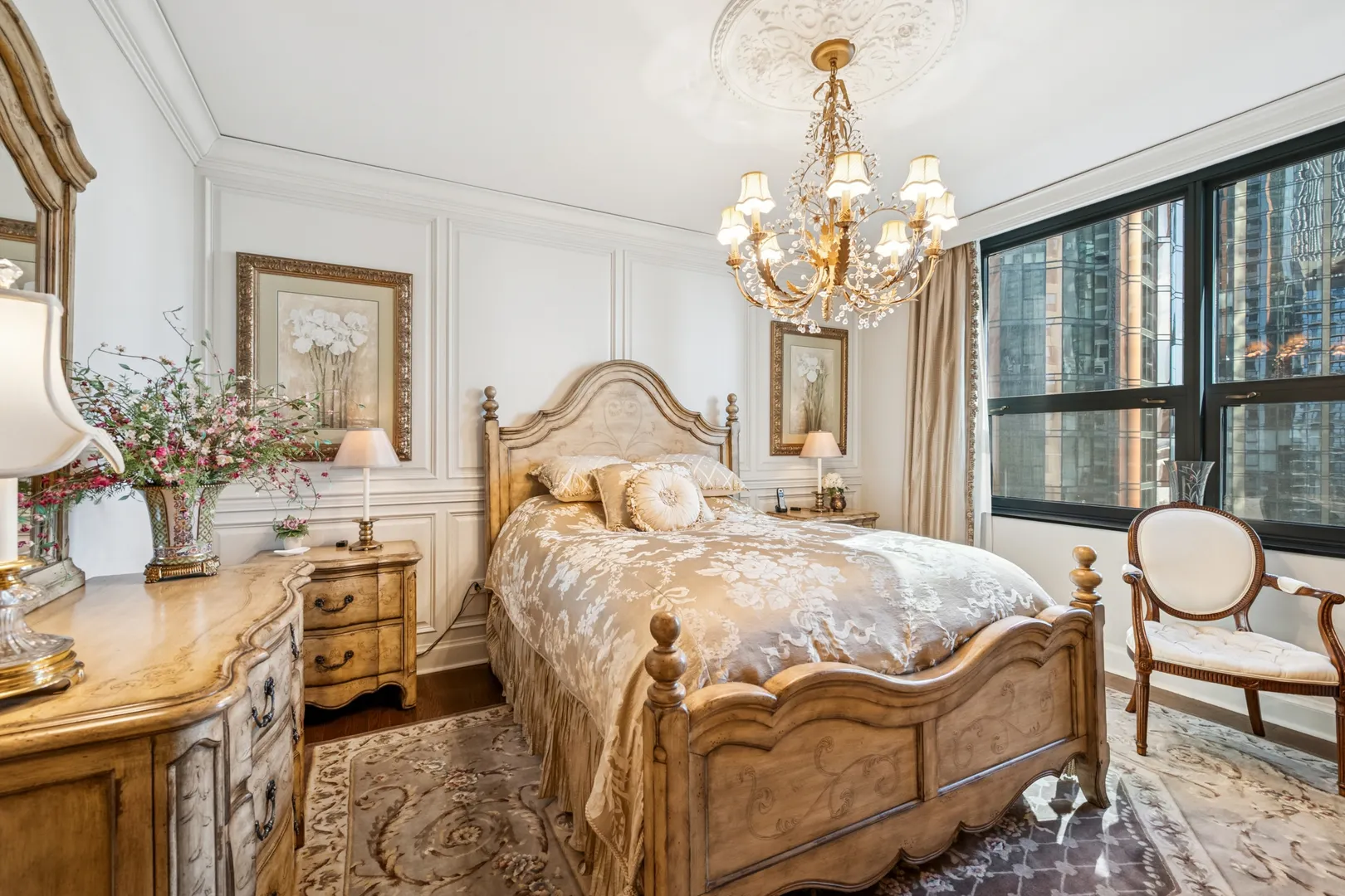 201 N Westshore Drive 1702 IL