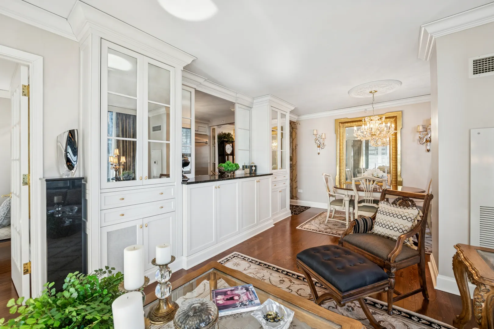 201 N Westshore Drive 1702 IL