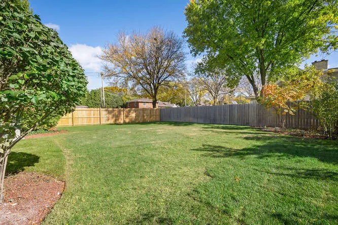 143 Bassford Avenue IL