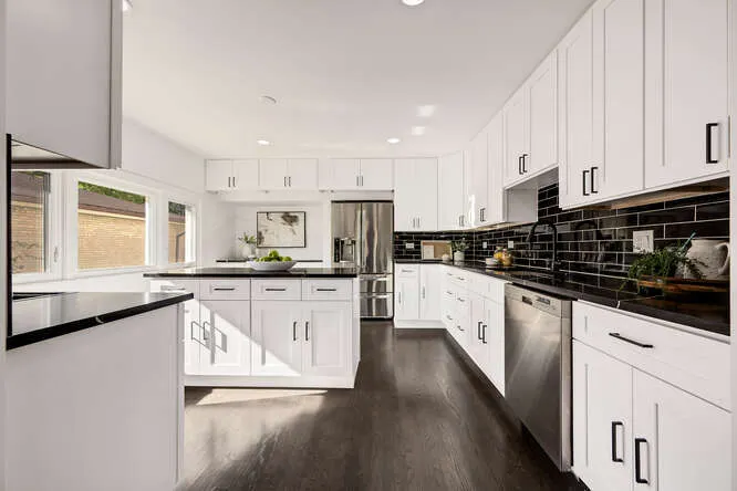 143 Bassford Avenue IL