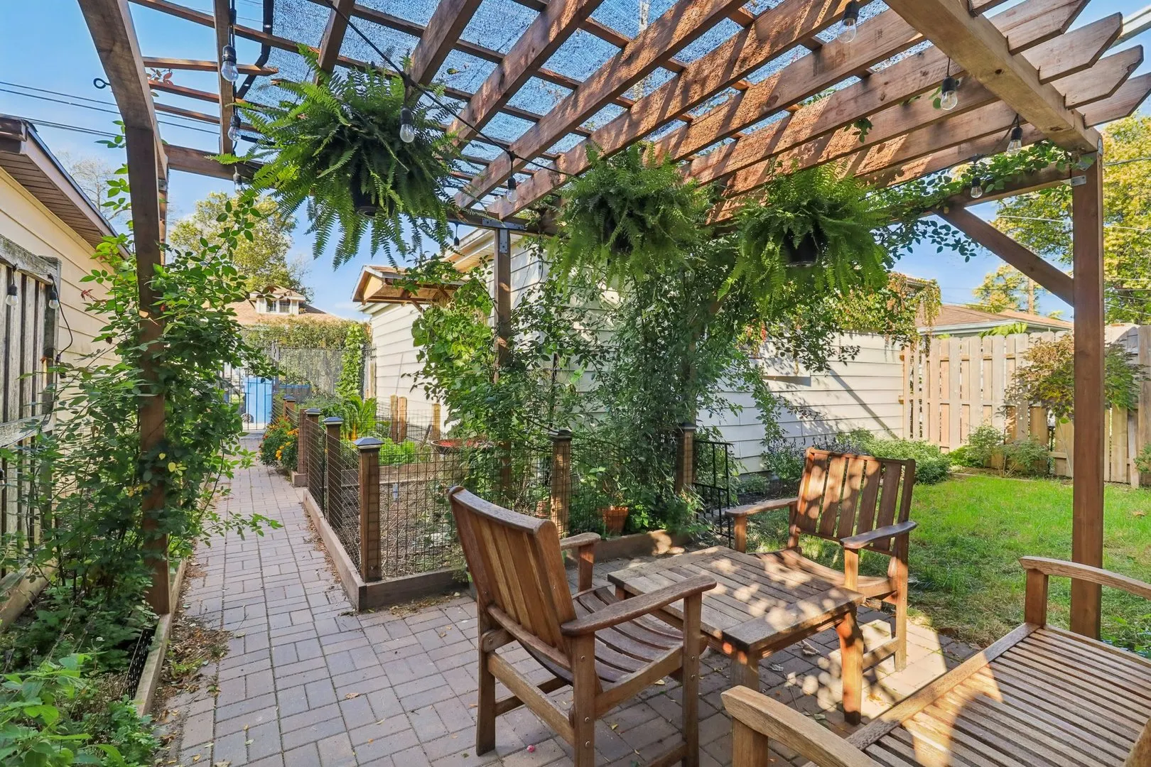 5026 N Hamlin Avenue IL