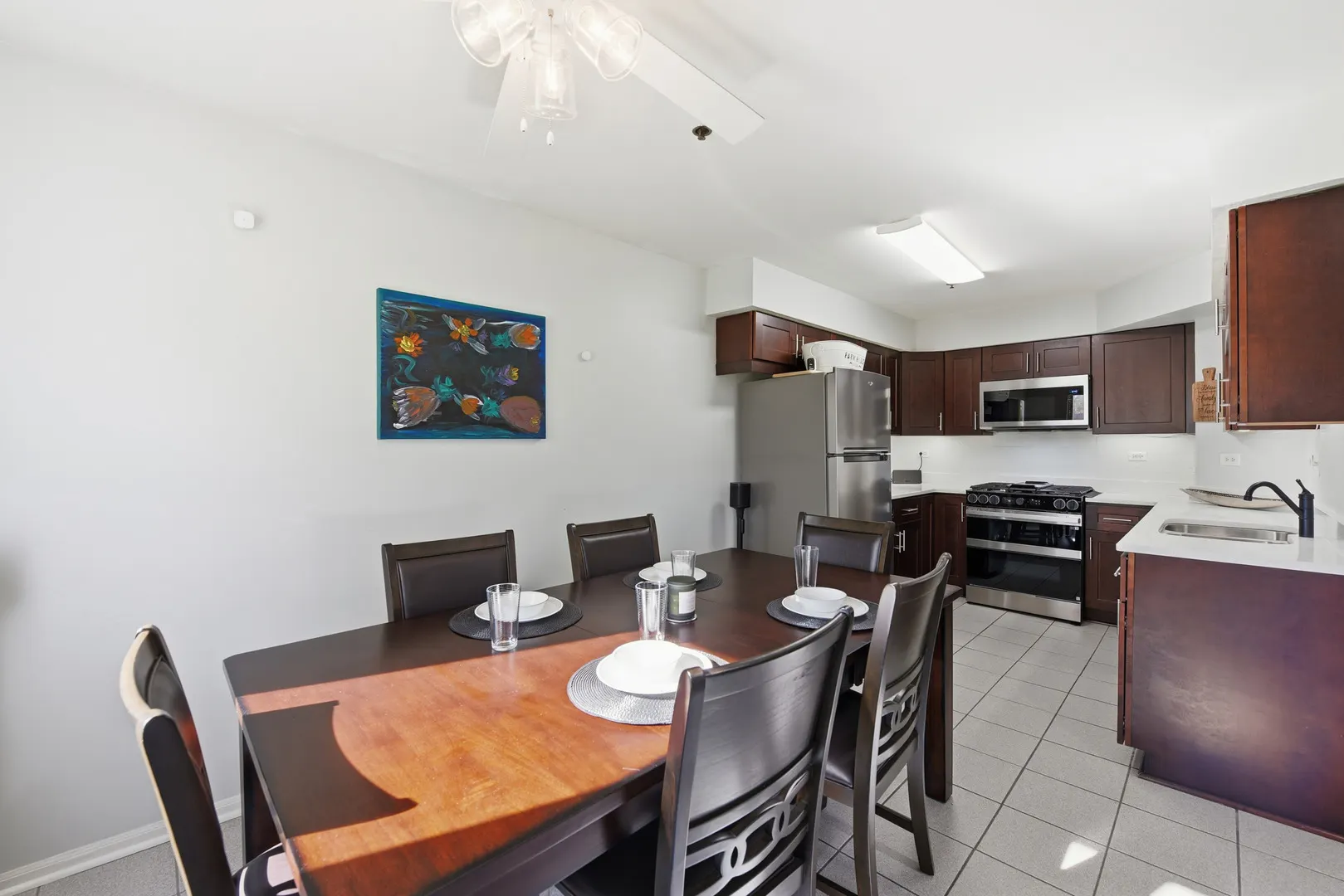 767 E Whispering Oaks Drive 767 IL