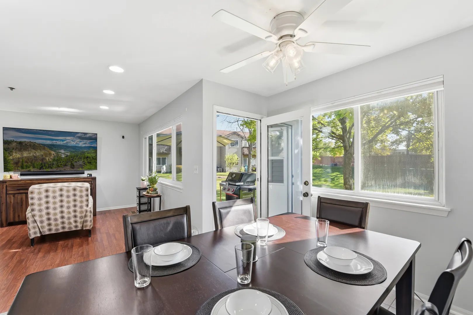 767 E Whispering Oaks Drive 767 IL