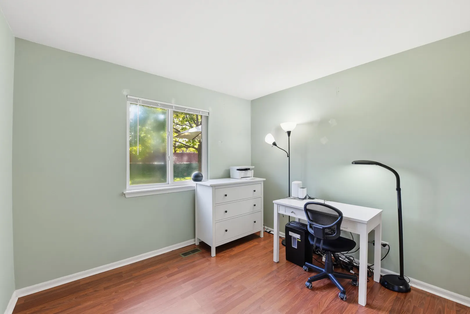 767 E Whispering Oaks Drive 767 IL