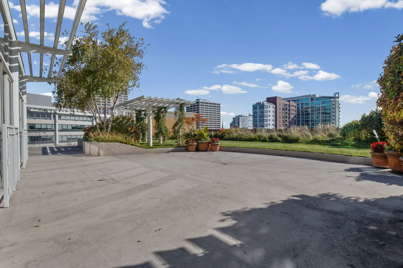 1640 Maple Avenue 304 IL