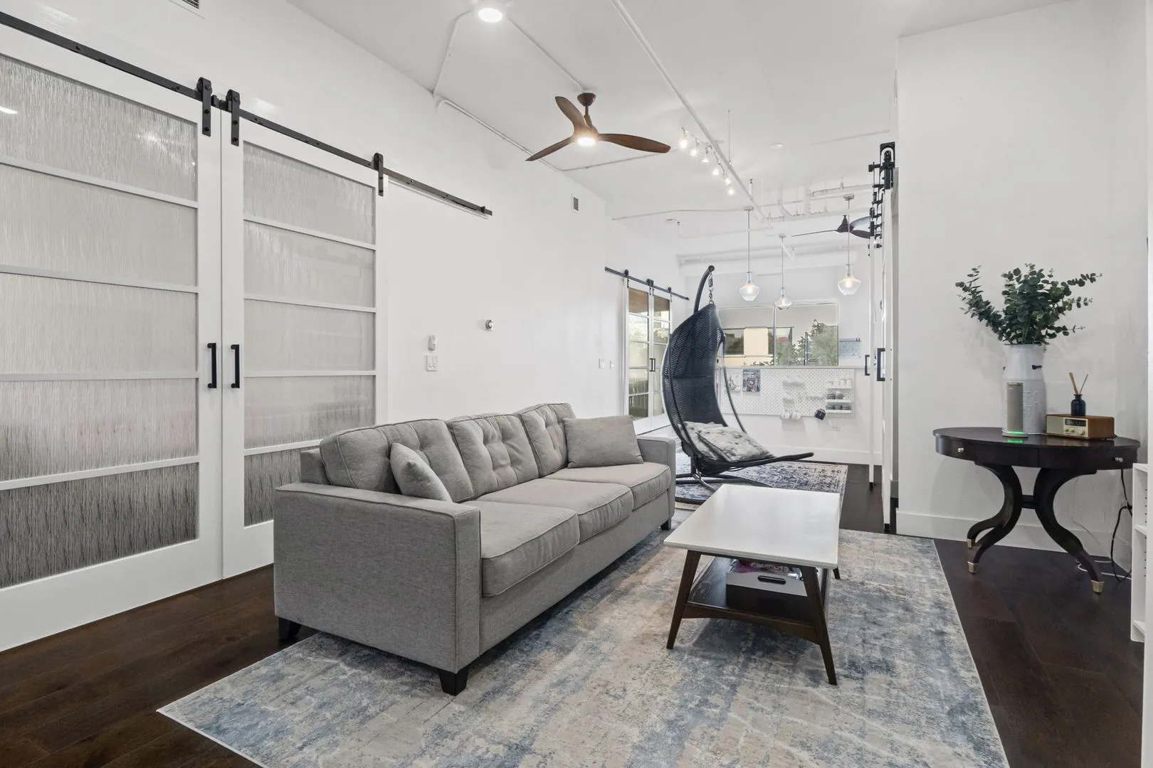 1640 Maple Avenue 304 IL