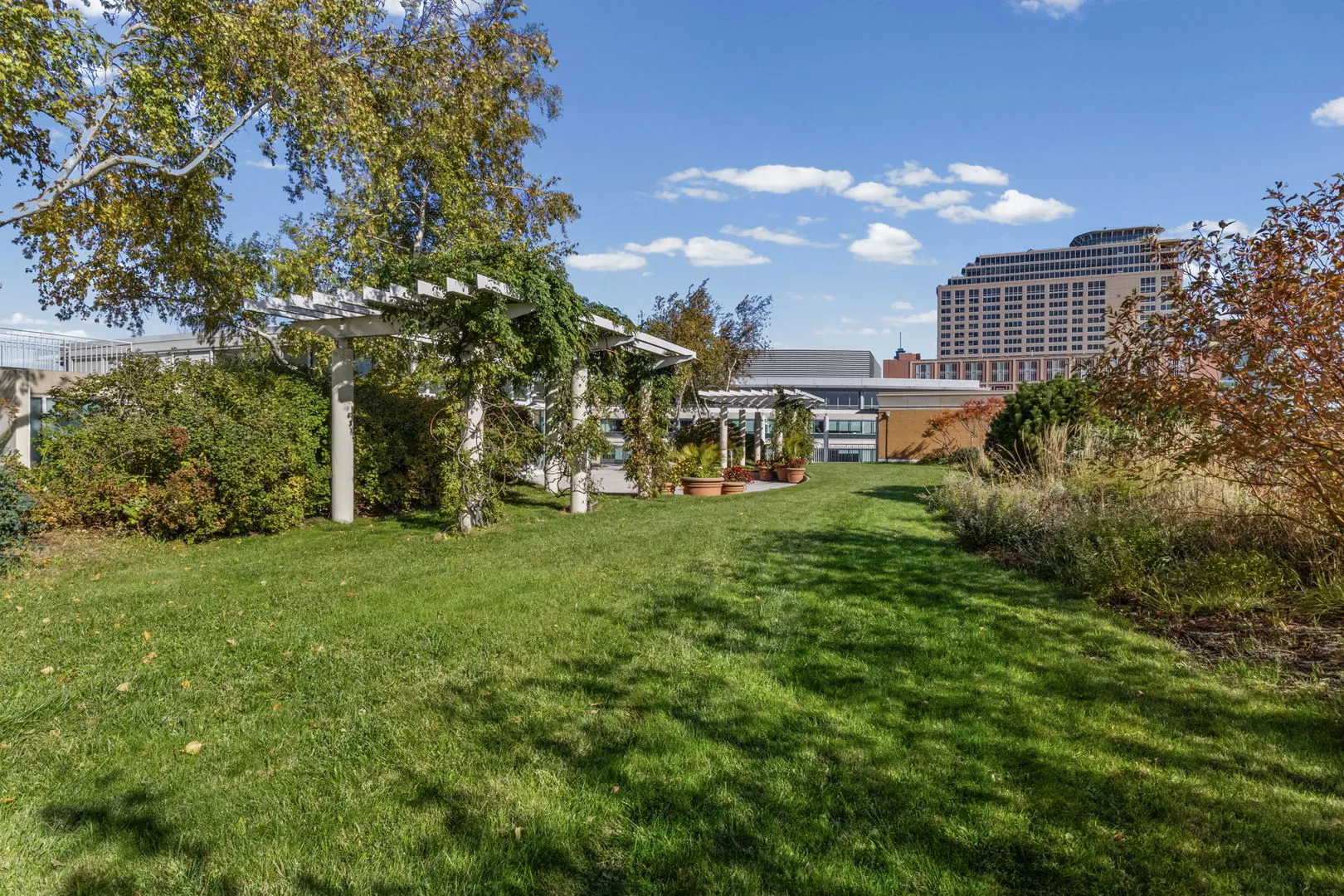 1640 Maple Avenue 304 IL