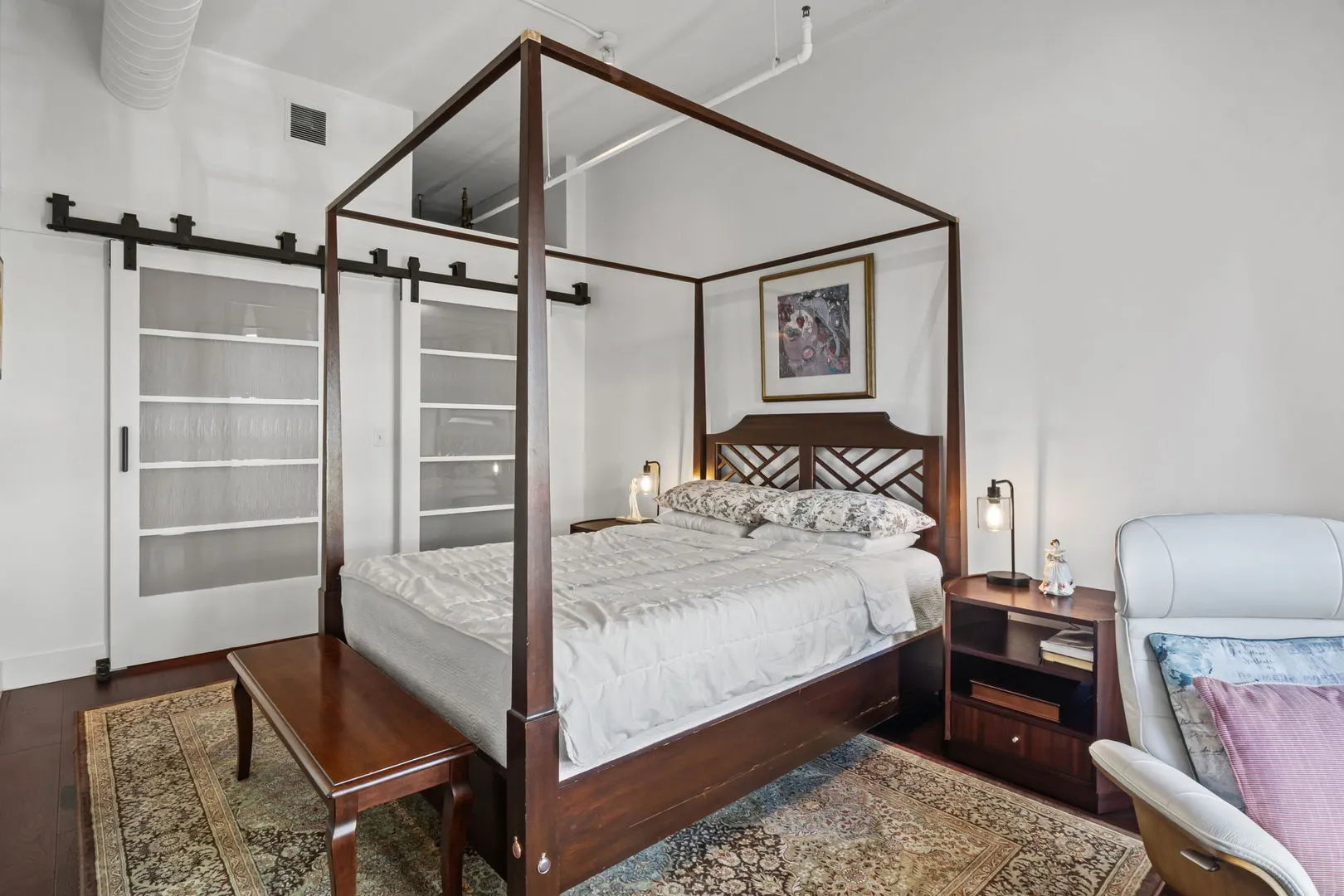 1640 Maple Avenue 304 IL