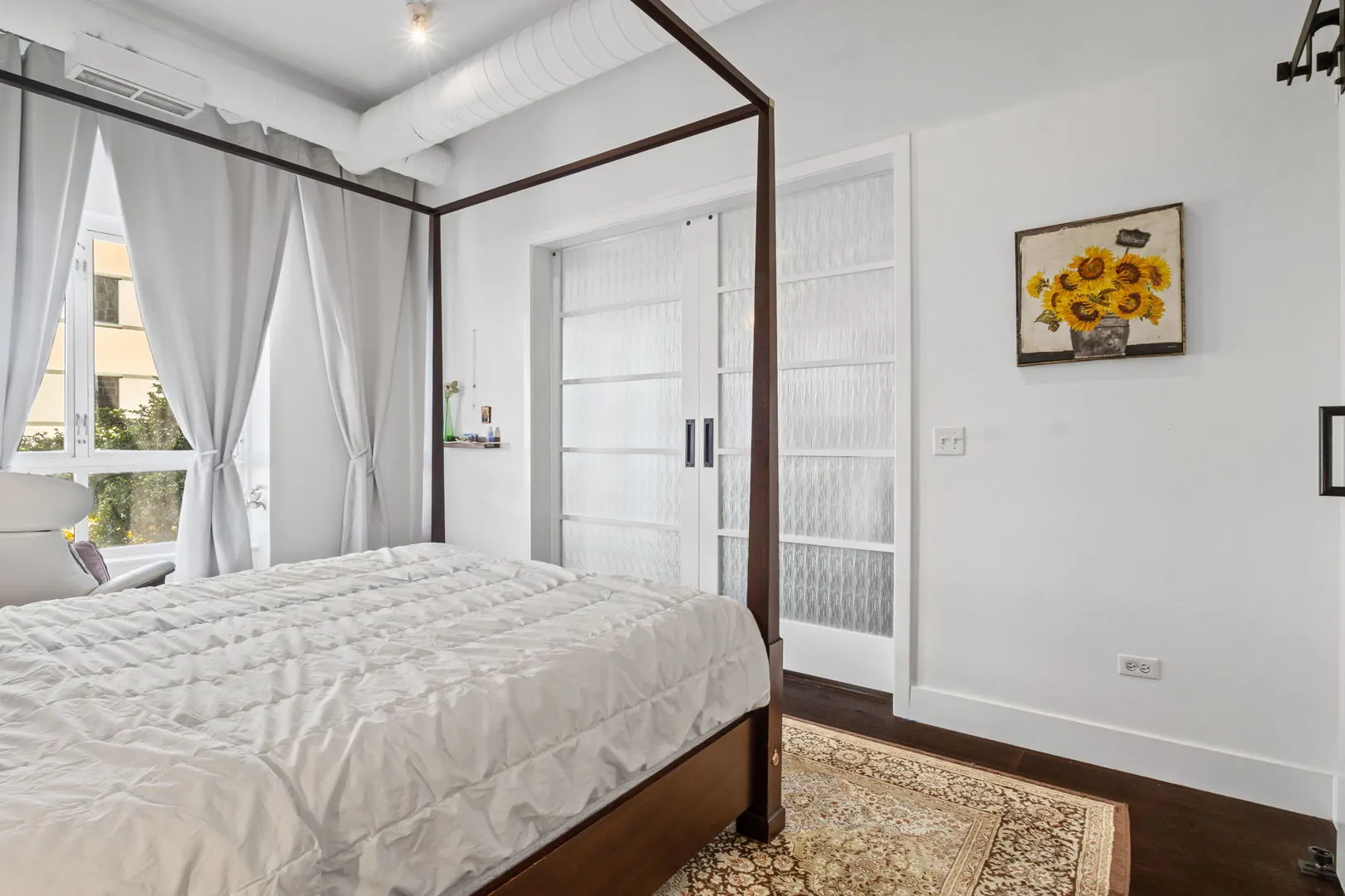 1640 Maple Avenue 304 IL