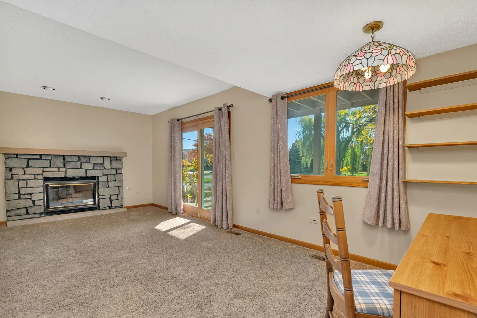 613 Johnson Avenue IL