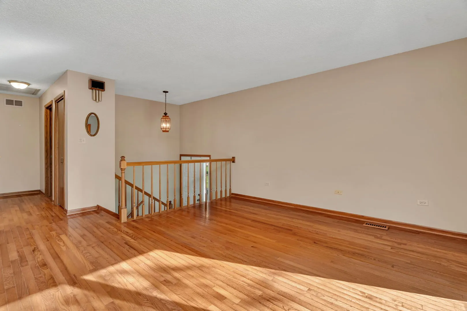 613 Johnson Avenue IL