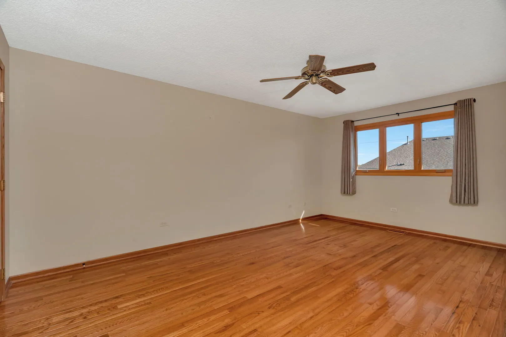 613 Johnson Avenue IL