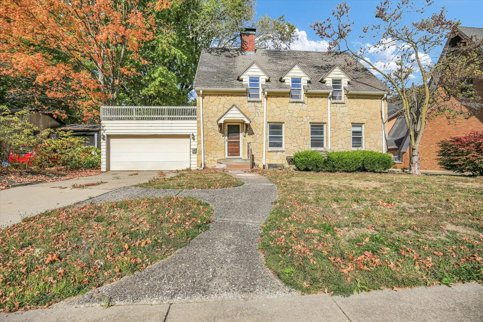 910 W SPRINGFIELD Avenue IL