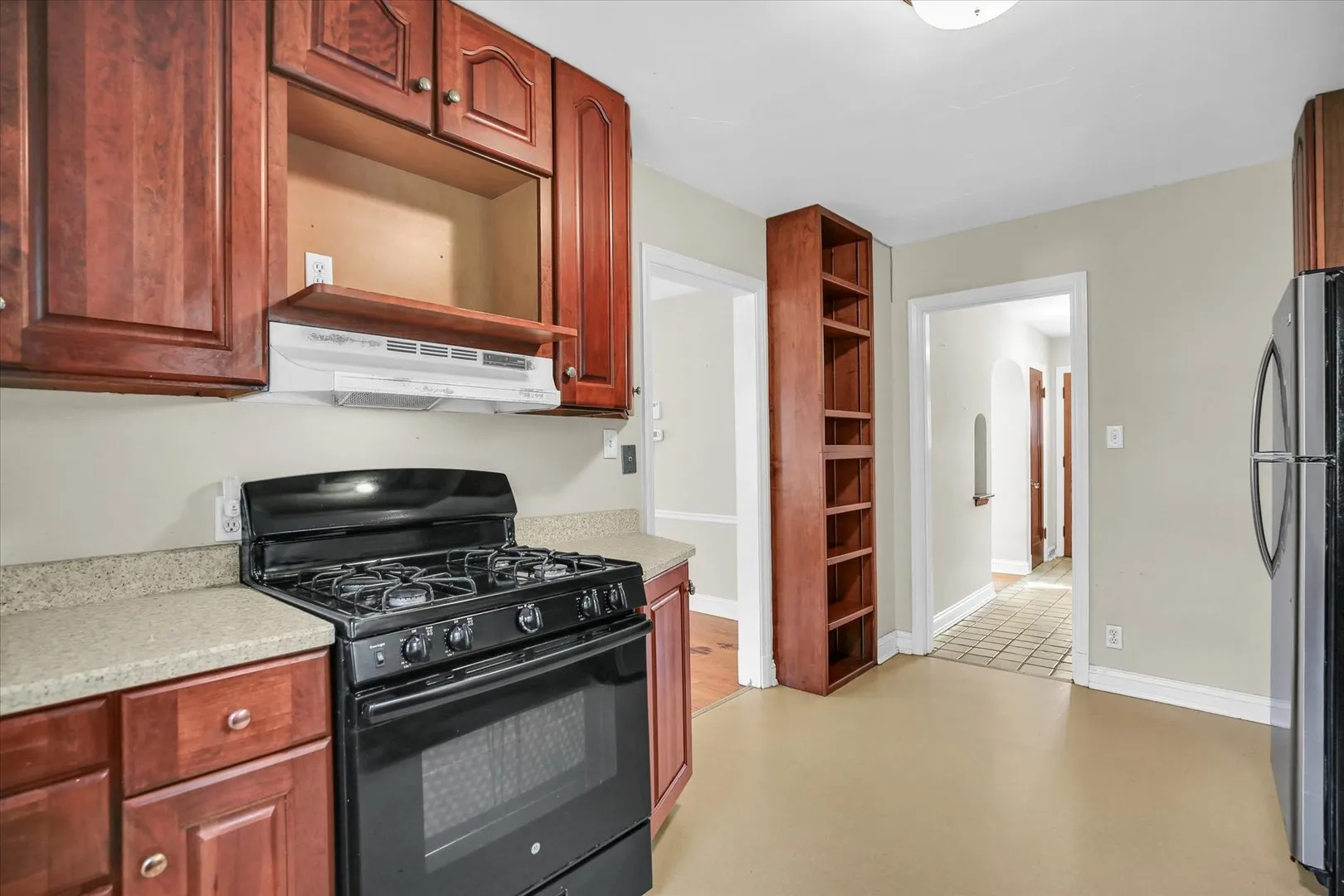 910 W SPRINGFIELD Avenue IL