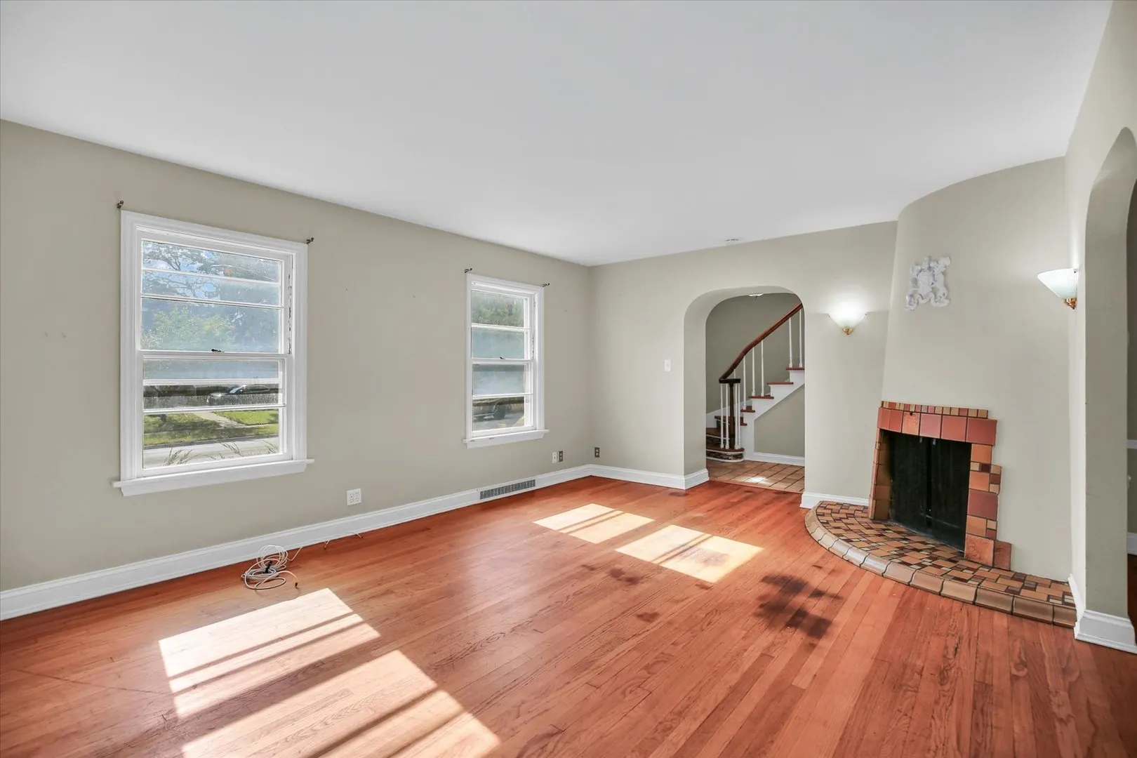 910 W SPRINGFIELD Avenue IL