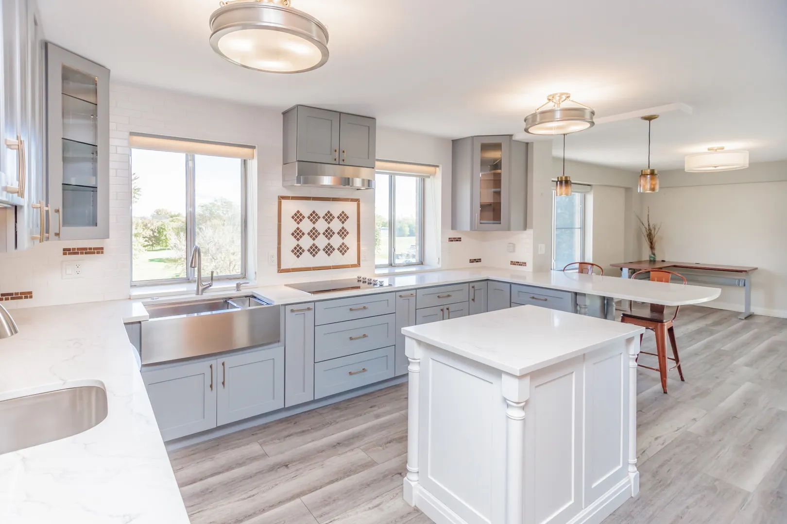 7033 N Kedzie Avenue 401 IL