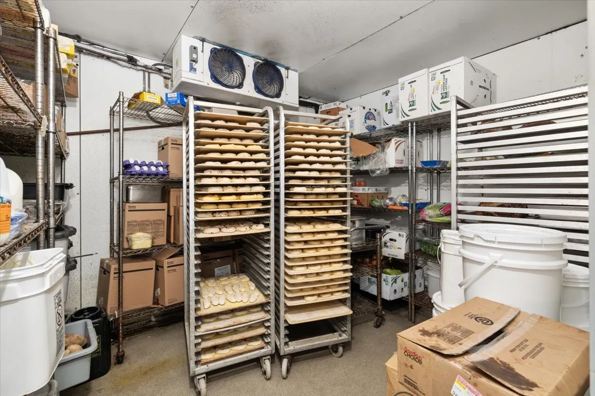 260 S Milwaukee Avenue IL