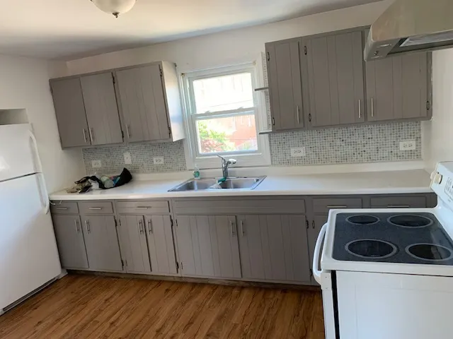 4210 N Moody Avenue IL