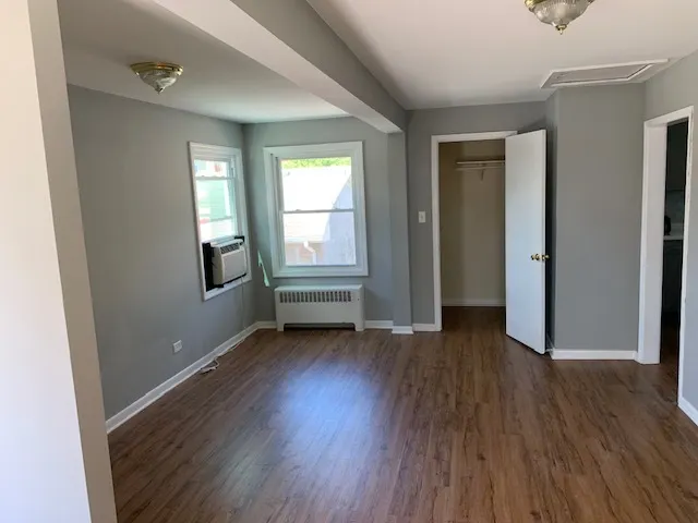 4210 N Moody Avenue IL