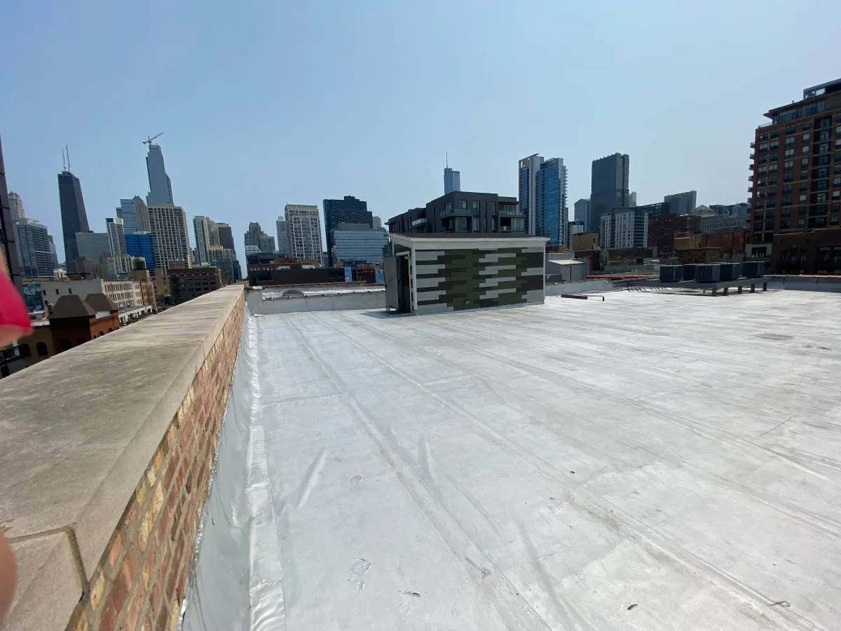 415 W Huron Street 5 IL