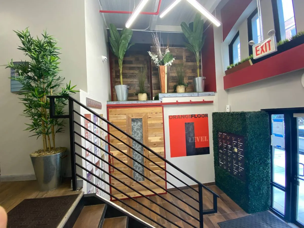 415 W Huron Street 5 IL