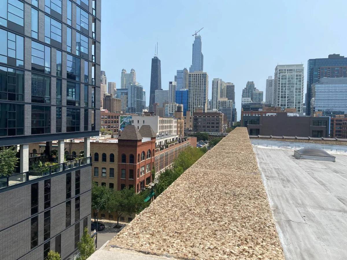 415 W Huron Street 5 IL