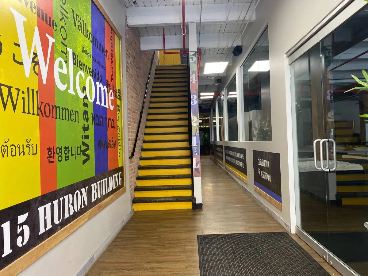 415 W Huron Street 5 IL