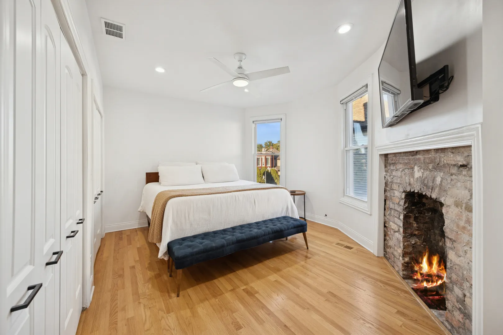 5829 W Ohio Street IL