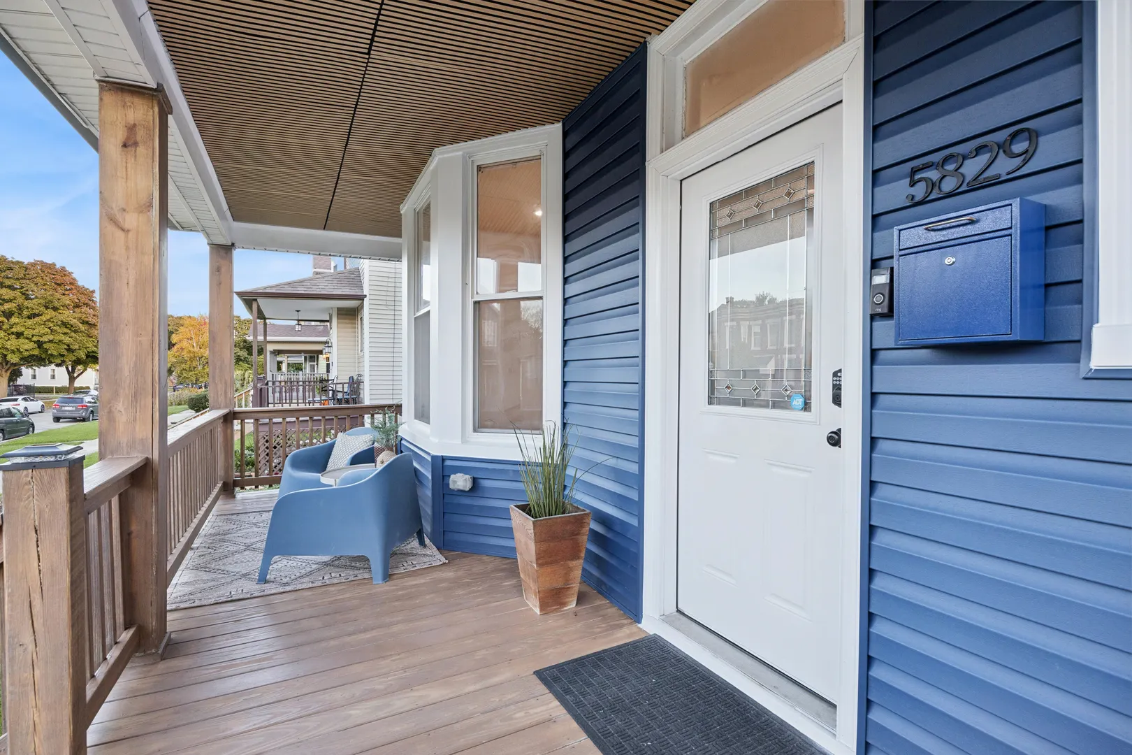 5829 W Ohio Street IL