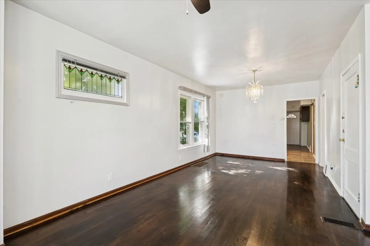 640 S 14th Avenue IL